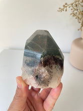 Load image into Gallery viewer, Chlorite Green Phantom Himalayan Quartz Crystal Q287a
