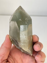 Load image into Gallery viewer, Green Phantom Himalayan Quartz Crystal Q286a
