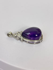 Amethyst Crystal Pendant Set in Sterling Silver PD041