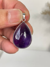 Load image into Gallery viewer, Amethyst Crystal Pendant PD042
