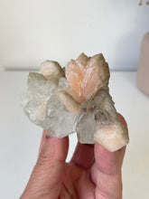 Load image into Gallery viewer, Pointed Apophyllite with Stilbite Cluster AP648a
