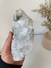 Load image into Gallery viewer, Apophyllite Natural Cluster AP677a
