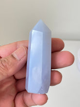 Load image into Gallery viewer, Blue Chalcedony Tower High Grade T202a
