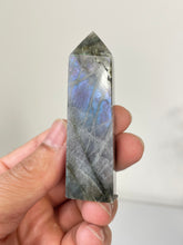 Load image into Gallery viewer, Purple Labradorite Tower Rare T199a
