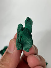 Load image into Gallery viewer, 1 x Raw Velvet Malachite Natural High Grade ML086
