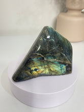 Load image into Gallery viewer, Blue Labradorite Free Form LA148
