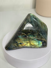 Load image into Gallery viewer, Blue Labradorite Free Form LA148
