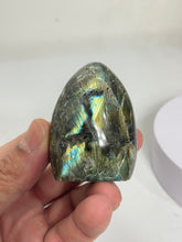 Load image into Gallery viewer, Blue Labradorite Free Form LA159
