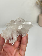 Load image into Gallery viewer, Himalayan Quartz High-Grade Natural Cluster Q337a
