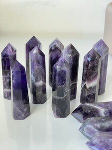 1 x Dream or Chevron Amethyst Crystal Tower T977