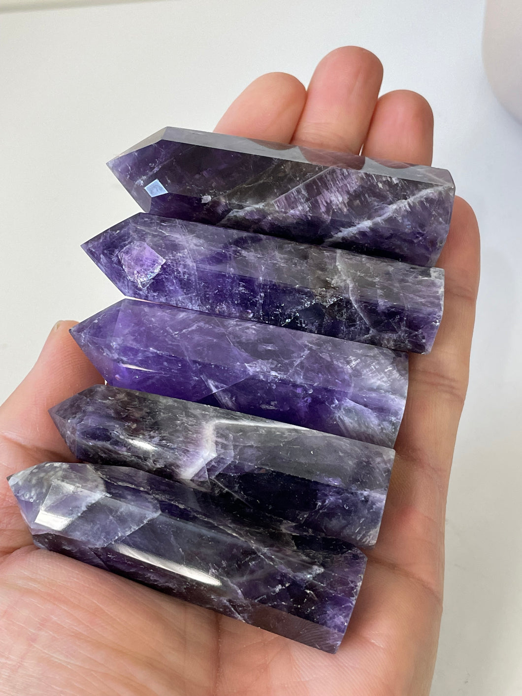 1 x Dream or Chevron Amethyst Crystal Tower T978