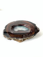 Load image into Gallery viewer, Agate Dish from Brazil Crystal AG229
