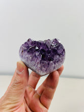 Load image into Gallery viewer, Amethyst Heart Brazil A370
