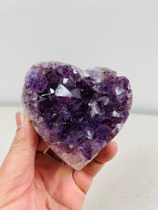 Amethyst Heart Brazil A368