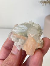 Load image into Gallery viewer, Pointed Apophyllite with Stilbite Cluster AP672a
