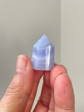 Load image into Gallery viewer, Blue Lace Agate Mini-Tower High Grade T090A
