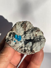 Load image into Gallery viewer, Cavansite Rare Crystal CV015
