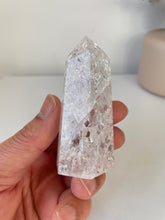 Load image into Gallery viewer, Crackled Quartz Tower High Grade T043a
