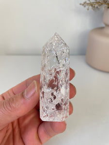 Crackled Quartz Tower High Grade T044a