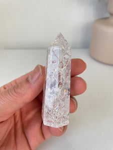 Crackled Quartz Tower High Grade T044a