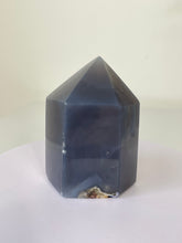 Load image into Gallery viewer, Agate Tower Druzy T214a
