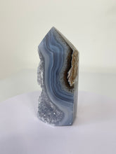 Load image into Gallery viewer, Agate Tower Druzy T215a
