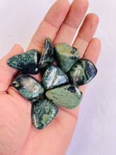 Load image into Gallery viewer, Kambaba Jasper Tumbled Stone TB088 x 1
