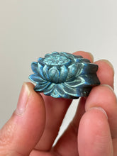 Load image into Gallery viewer, Blue Labradorite Skull Carving LA125
