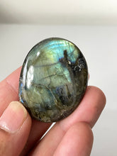 Load image into Gallery viewer, 1 x Labradorite Crystal Palm Stones LA119
