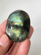 Load image into Gallery viewer, 1 x Labradorite Crystal Palm Stones LA119
