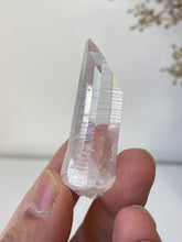 Load image into Gallery viewer, Columbian Lemurian Quartz Water Clear Crystal Q295a
