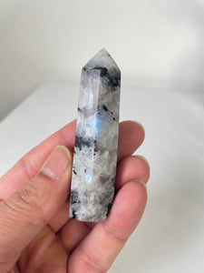 Blue Moonstone Tower High Grade T076a