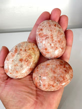 Load image into Gallery viewer, Sunstone Palm Stone Large Natural PS032 x 1
