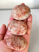 Load image into Gallery viewer, Sunstone Palm Stone Large Natural PS033 x 1
