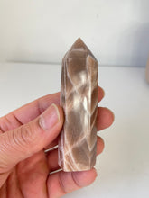 Load image into Gallery viewer, Peach Moonstone Sunstone Tower High Grade T067a
