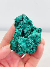 Load image into Gallery viewer, Raw Malachite Natural High Grade ML072
