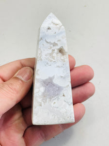 Snow Agate High-Grade Crystal Tower T926