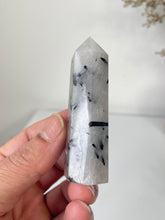 Load image into Gallery viewer, Tourmaline in Quartz Tower High Grade T059a
