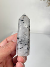 Load image into Gallery viewer, Tourmaline in Quartz Tower High Grade T059a
