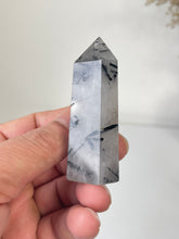 Load image into Gallery viewer, Tourmaline in Quartz Tower High Grade T060a
