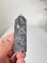 Load image into Gallery viewer, Tourmaline in Quartz Tower High Grade T062a
