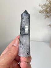 Load image into Gallery viewer, Tourmaline in Quartz Tower High Grade T065a
