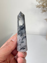 Load image into Gallery viewer, Tourmaline in Quartz Tower High Grade T065a
