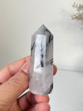 Load image into Gallery viewer, Tourmaline in Quartz Tower High Grade T057a
