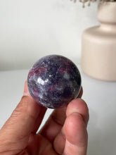 Load image into Gallery viewer, Unicorn Crystal Sphere High Grade S211
