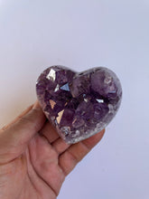 Load image into Gallery viewer, Amethyst Heart Brazil  A262
