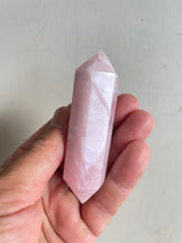 Load image into Gallery viewer, Rose Quartz DT Crystal High Grade T841
