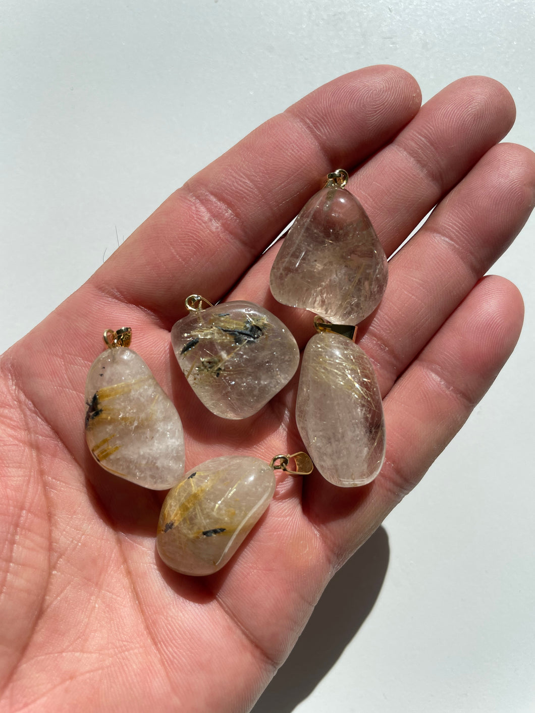 1 x Rutilated Quartz Tumbled Crystal Pendant PD025