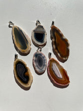 Load image into Gallery viewer, 1 x Natural Agate Crystal Pendant PD021
