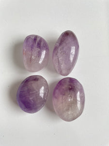 Smokey Amethyst Palm Stone Natural (L)